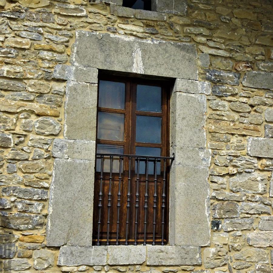 Hotel Dona Lola Izarra Kültér fotó