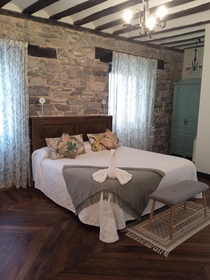 Hotel Dona Lola Izarra Kültér fotó